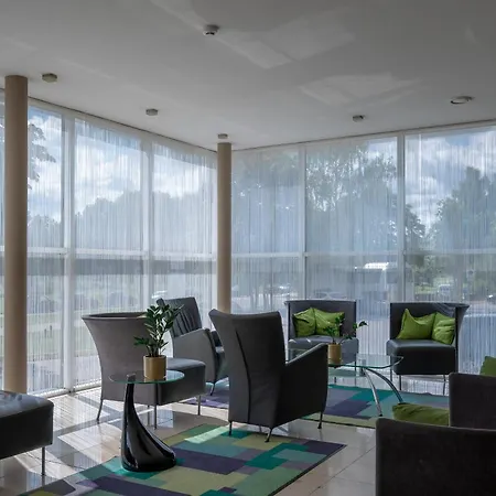 Bellevue Park With Free Parking Hotel
